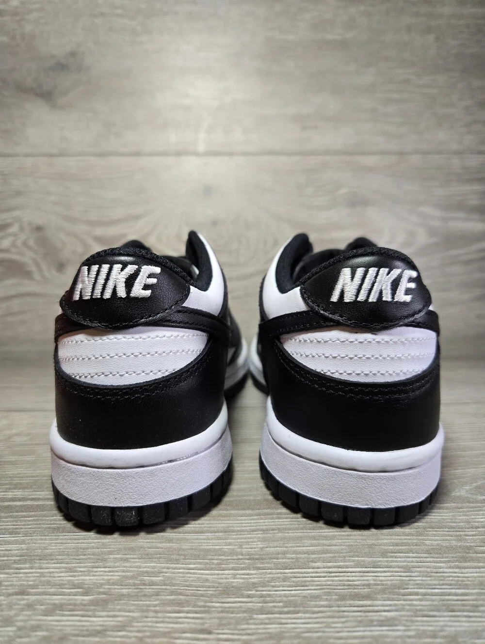 Nike Dunk Low GS Panda CW1590-100 Size 5Y / 6.5 Womens White Black Retro New